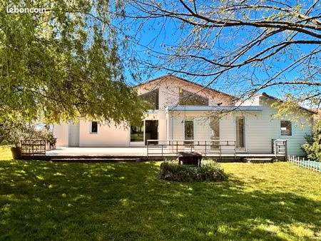 maison 6 pièces 150 m²