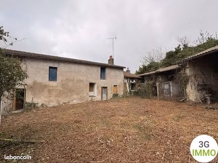 maison calme à loudun proche centre-ville et commodités à rénover