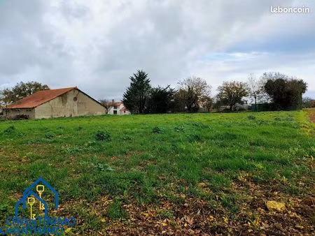 terrain 3132 m² sainte-hermine