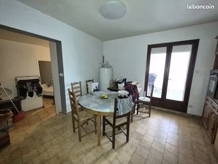 immeuble 6 pièces 142 m²