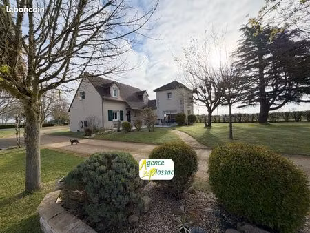 maison 8 pièces 160 m²