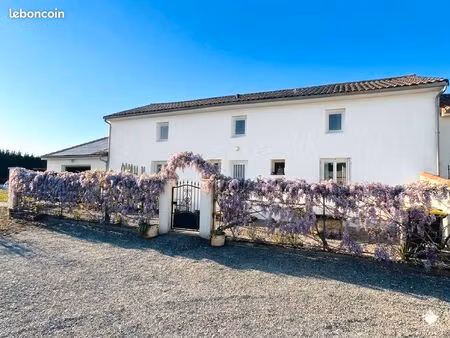 maison 8 pièces 140 m²