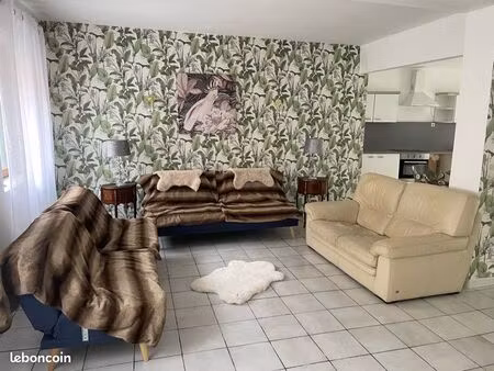 à saisir 2 maisons indissociable