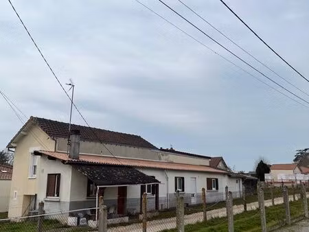 petite longère hyper centre saint-junien