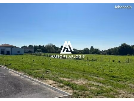 terrain 682 m² couzeix