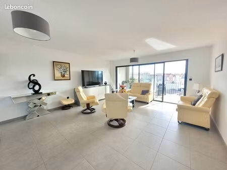 appartement 3 pièces 84 m²