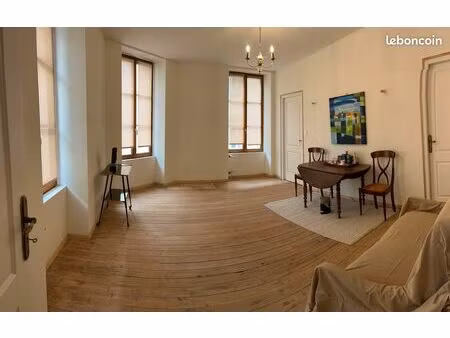 t1 en location au dorat