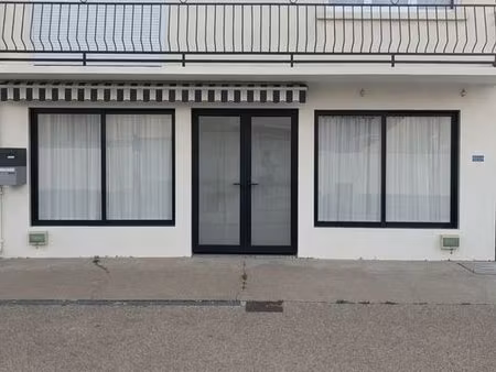 local à louer plage du rocher