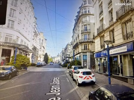 local commercial 84 m²