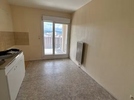 appartement 3 pièces 81 m²