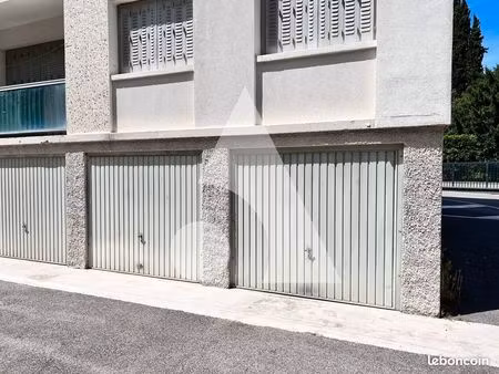 parking/box 15 m² saint maurice de beynost