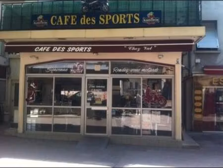 local commercial centre ville