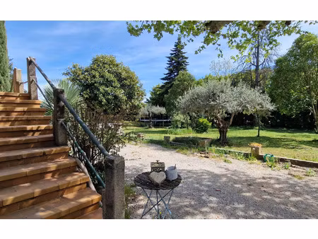 maison sarrians 209 m² t-7 à vendre  450 000 €