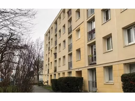 location appartement  67.05 m² t-3 à bry-sur-marne  1 190 €