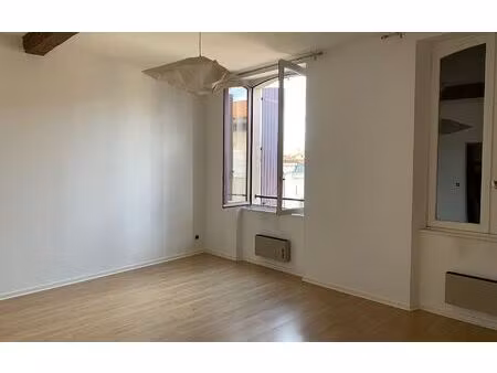 location appartement  92 m² t-4 à castres  545 €