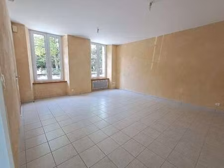 location appartement 4 pièces à férel (56130) : à louer 4 pièces / 89m² férel