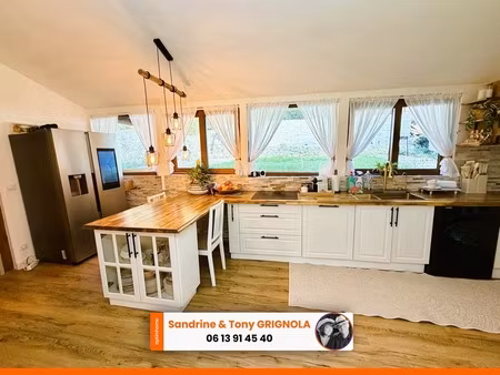 appartement duplex- terrasse avec pergola– saint-martin-de-la-lieue (14100)