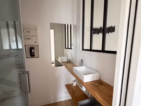 studio / 20m² / pont de neuilly (ligne 1)