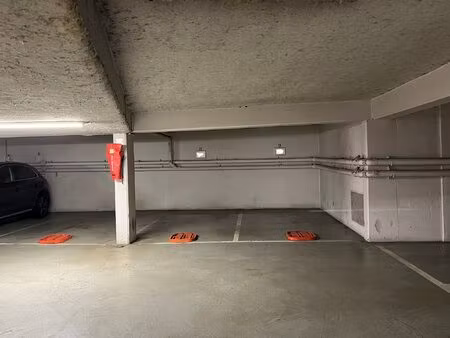 rare : parking sécurisé au coeur de boulogne