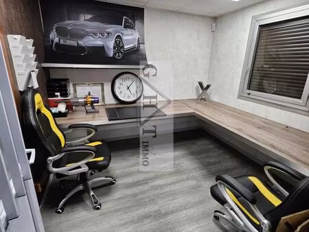 local d'activité 379 m² proche autoroute