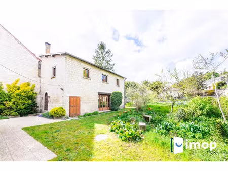 vente maison 5 pièces 747 m² à le mesnil-le-roi (78600)  675 000 €