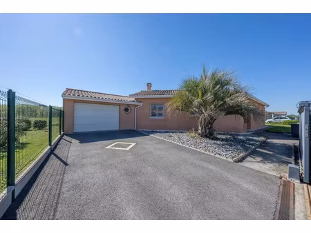 vente maison 4 pièces 97 m² les artigues-de-lussac (33570)