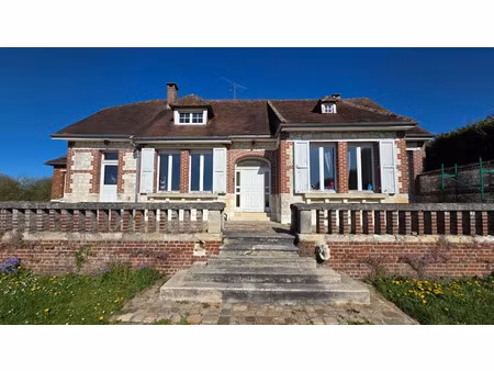 vente maison 10 pièces 210 m² à mailly-maillet (80560)  239 000 €