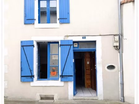 maison à vendre pamproux 4 pièce(s) 78m2 56 000€