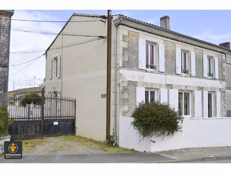 vente maison 6 pièces 160 m2 à saint-hilaire-la-palud