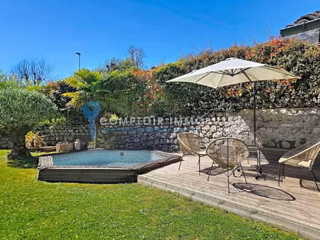 maison a louer sur saint ismier - 4 chambres - jardin - pisc