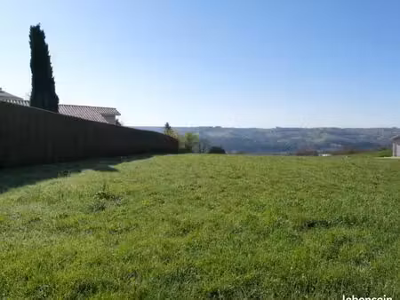terrain 931 m² monsteroux milieu