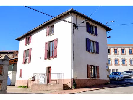 appartement en duplex  2 chambres et une cave