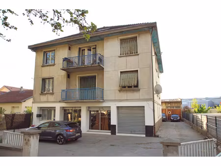 echirolles grand t3 de 82.04 m2