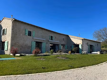 vente maison 8 pièces 259 m² coulonges-sur-l’autize (79160)
