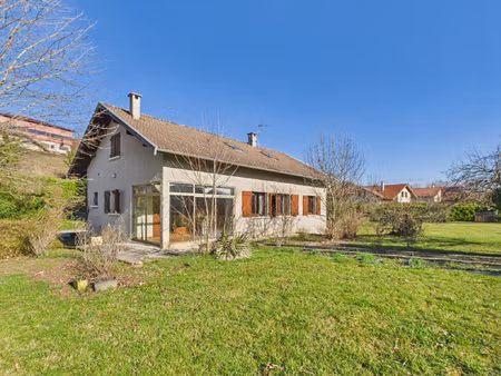 grande maison familiale avec fort potentiel vue vercors