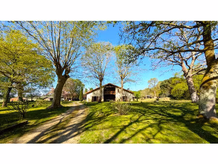 grande ferme landaise f8 sur très beau parc arboré 13 588 m²