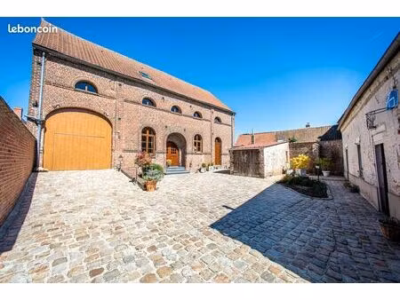 2 maisons individuelles sur une parcelle de 875m2 ancienne brasserie et longère - propriét