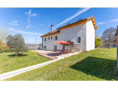 maison maubec 240 m² t-9 à vendre  535 000 €