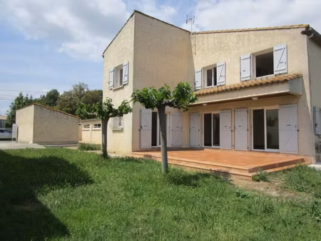 villa climatisée t4 117.16m2 jardin garages