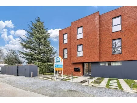 instapklaar gelijkvloers appartement in hofstade