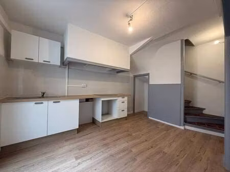 maison de ville à louer