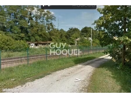 terrain villers les pots