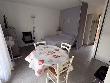 a 200m des thermes beaulieu apt meuble rdc 1 piece 27m² terrasse