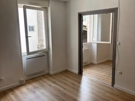 apparemment 3 pièces