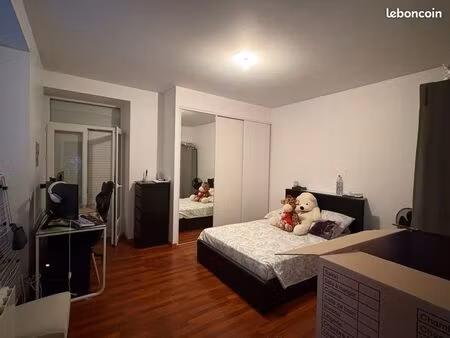 appartement calme et ensoleillé