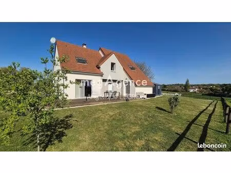 maison 8 pièces 153 m²