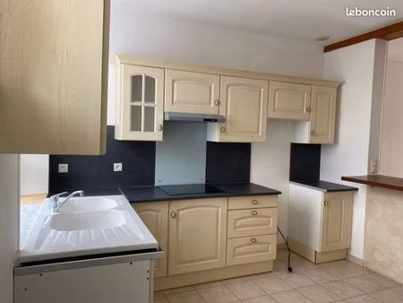 appartement dans village calme