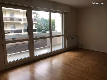 beau t1 + parking privatif à louer bordeaux caudéran 33200