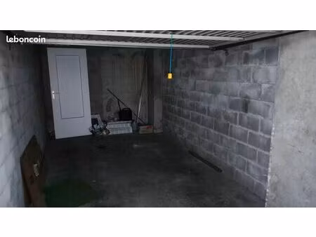 garage 13 m² saint laurent du var