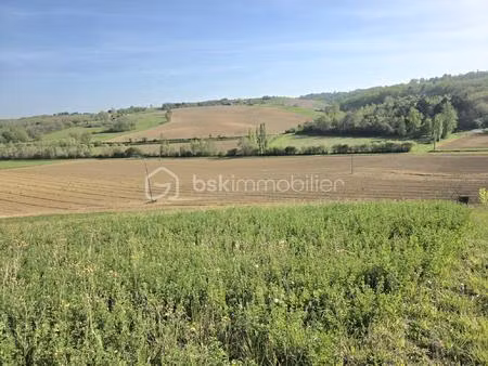 terrain de 3 260 m² à grazac